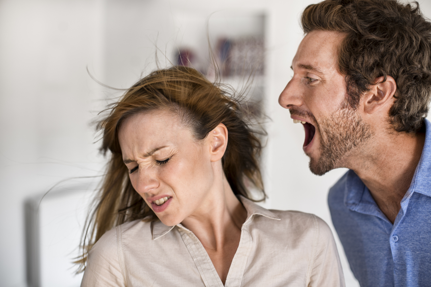 Conjugal argument furious husband shouting